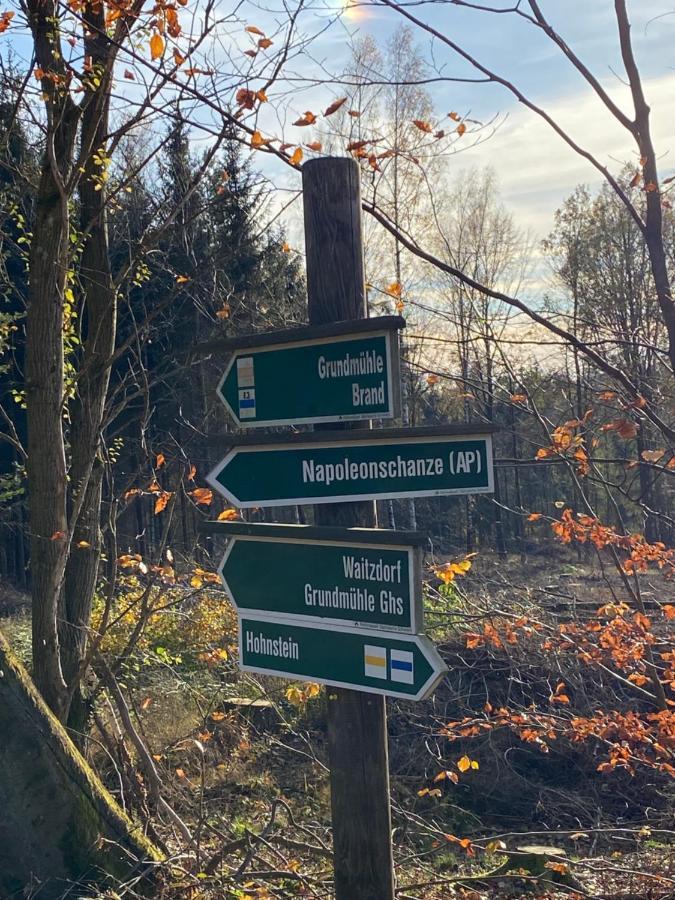 Am Fusse Zur Napoleonschanze Hohnstein Exteriér fotografie